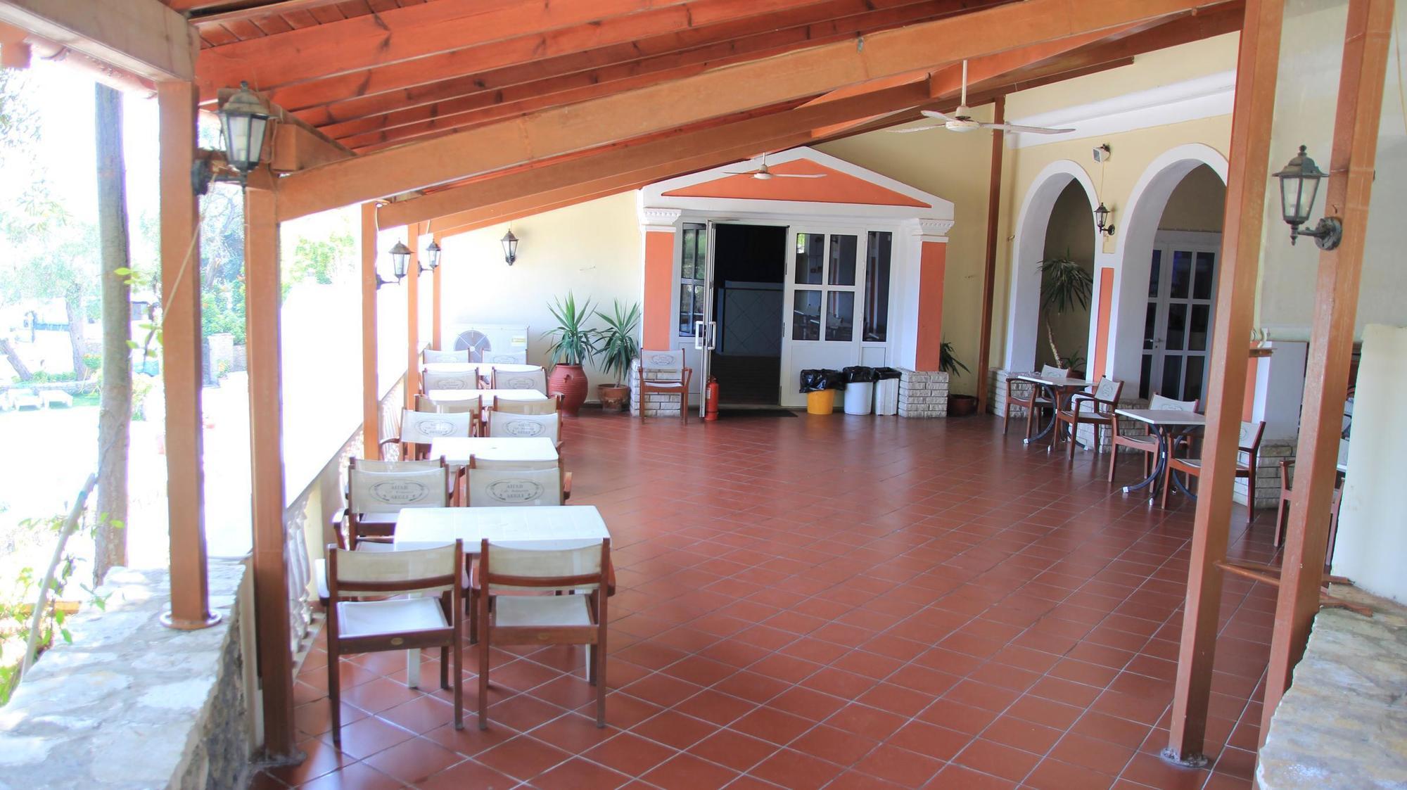 Corfu Village (Adults Only) Agios Ioannis Peristerion Exteriör bild